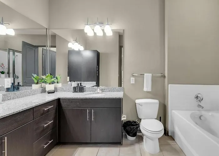 Cozy 1br- Pool,gym,pkng,near Bok Ctr&arts Dstrct Apartment